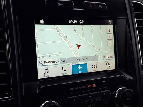 Used 2018 Ford F150 XLT w/ Equipment Group 302A Luxury image 8