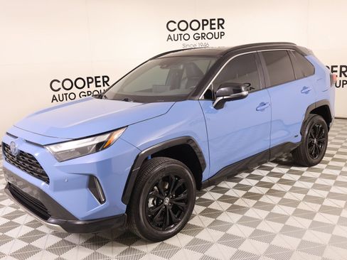 Used 2024 Toyota RAV4 XSE w/ Advanced Technology Package AWD/4WD image 9
