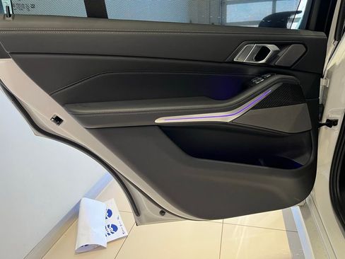 Used 2024 BMW X7 M60i w/ Executive Package image 27