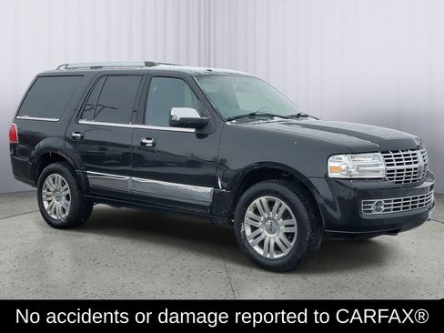 Used 2012 Lincoln Navigator Base image 2