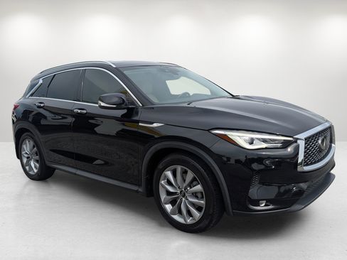 Used 2020 INFINITI QX50 Luxe w/ Cargo Package AWD/4WD image 3