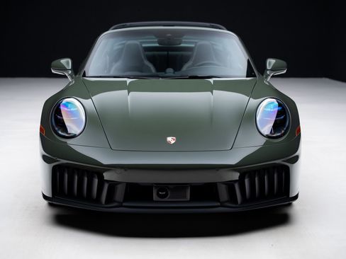 Used 2026 Porsche 911 Targa 4 GTS image 9