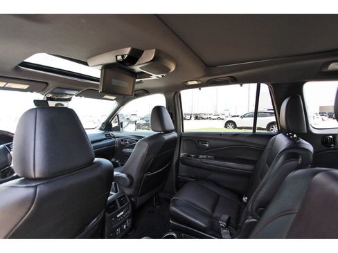 Used 2021 Honda Pilot Black Edition image 33