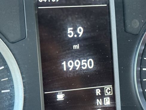 Used 2023 Mercedes-Benz Metris Passenger image 29