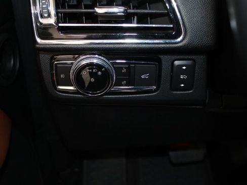 Used 2020 Lincoln Navigator Reserve image 43