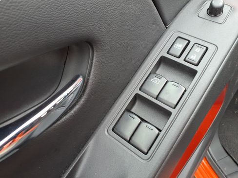 Used 2025 Nissan Frontier PRO-4X w/ Pro Convenience Package image 13