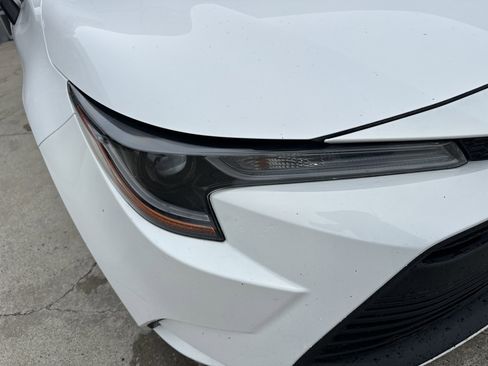 Used 2023 Toyota Corolla LE FWD image 38