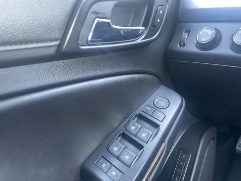 Used 2019 Chevrolet Tahoe LT AWD/4WD image 14