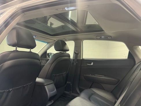 Used 2020 Kia Optima SE image 10