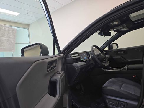 Certified 2026 Toyota RAV4 XSE w/ Panoramic Sun Roof Package AWD/4WD image 23