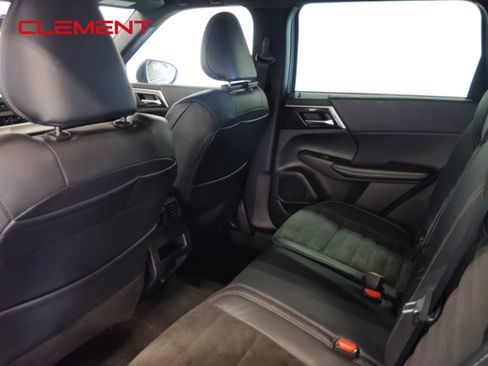 Used 2022 Mitsubishi Outlander SE image 34