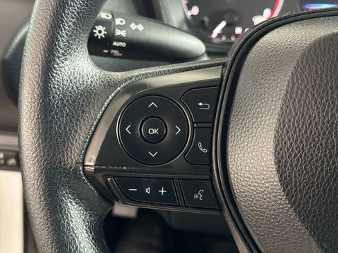 Used 2023 Toyota Corolla LE image 21