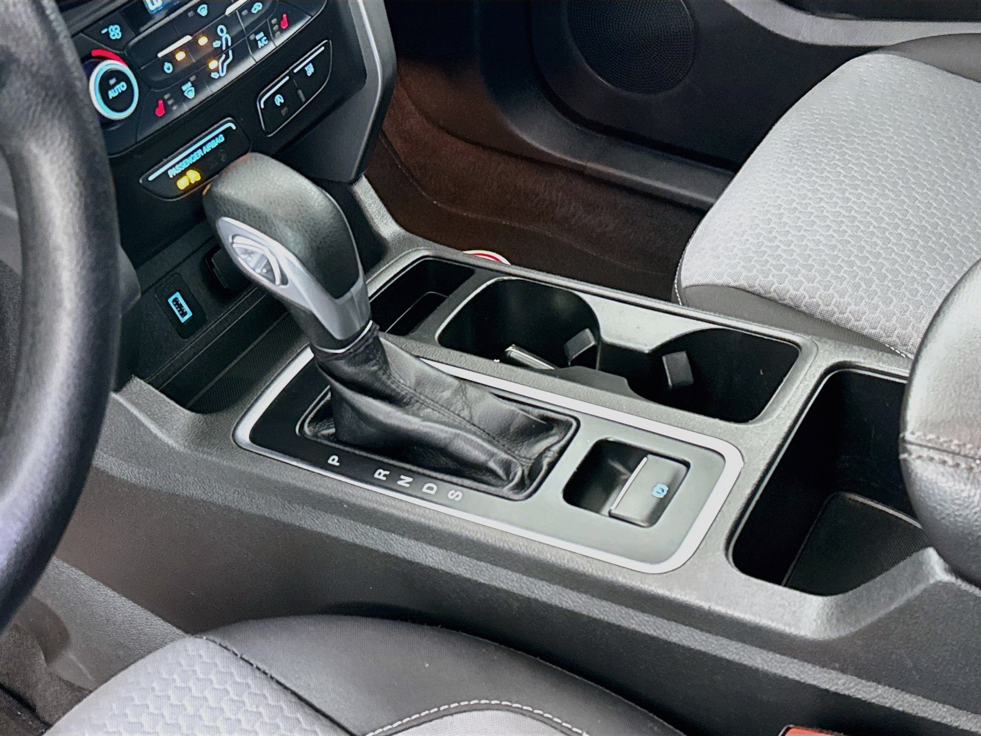 Used 2019 Ford Escape SE AWD/4WD image 31