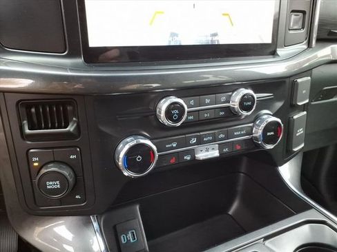 Certified 2022 Ford F150 XLT w/ Equipment Group 302A High image 29