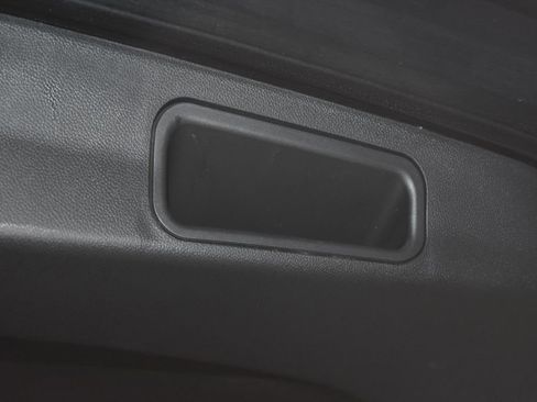 Used 2025 Chevrolet TrailBlazer LT image 31