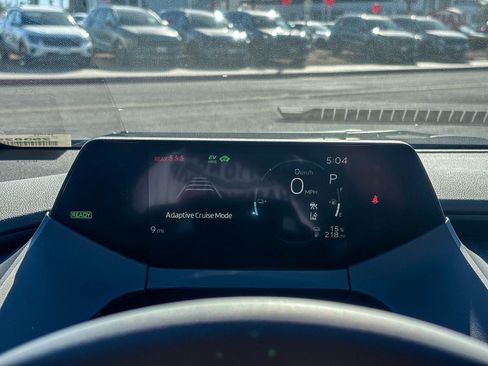 New 2026 Toyota Prius Plug-In Hybrid FWD image 27