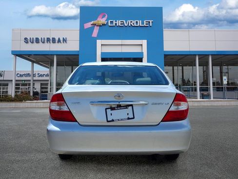 Used 2004 Toyota Camry FWD image 6