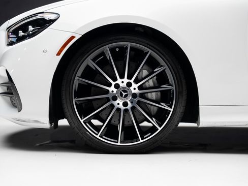 Used 2023 Mercedes-Benz E 450 Coupe image 19