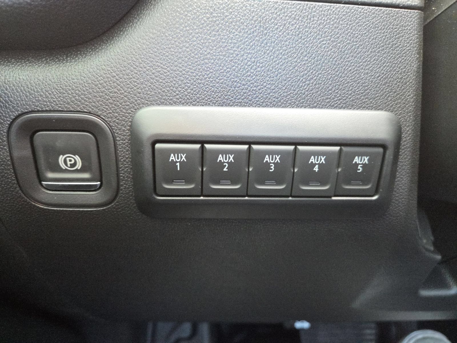 New 2026 GMC Sierra 3500 Pro w/ Convenience Package AWD/4WD image 7