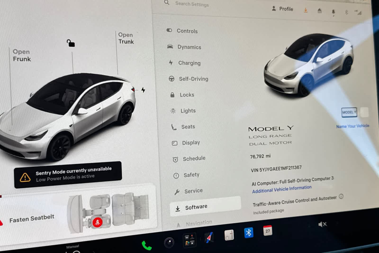 Used 2021 Tesla Model Y Long Range AWD/4WD image 28
