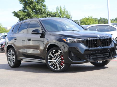 Used 2025 BMW X1 xDrive28i w/ Technology Package AWD/4WD image 2