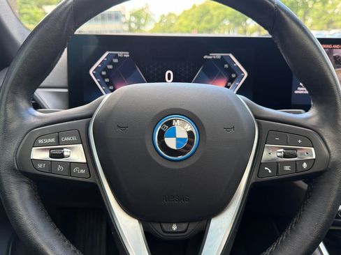 Certified 2023 BMW i4 eDrive35 w/ Premium Package RWD image 29