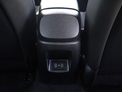 Used 2024 Hyundai Elantra SEL FWD image 28