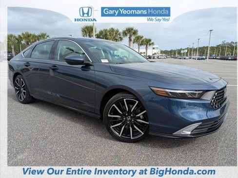 New 2026 Honda Accord Touring image 4