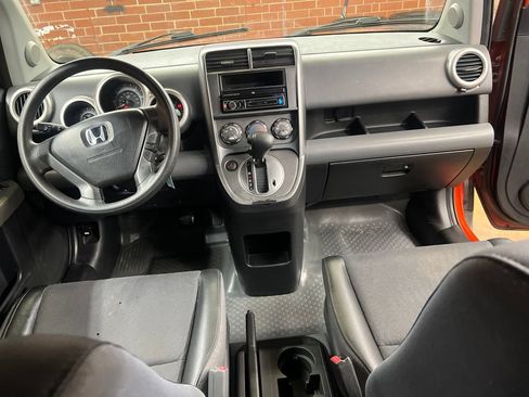 Used 2005 Honda Element LX image 18