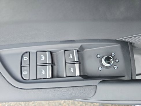 Used 2022 Audi Q5 2.0T Premium Plus image 26