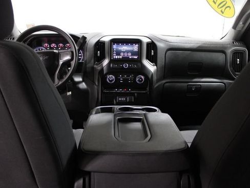 Used 2021 Chevrolet Silverado 1500 Custom Trail Boss w/ Midnight Edition AWD/4WD image 30