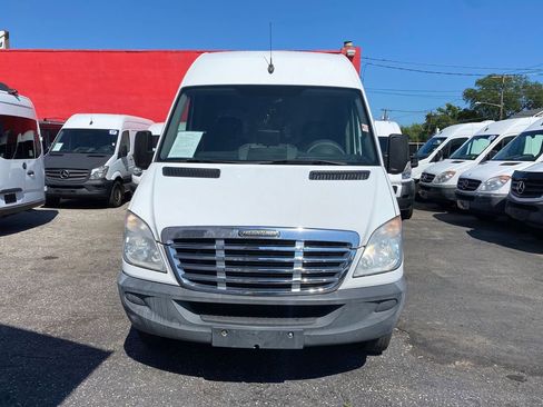 Used 2013 Freightliner Sprinter 3500 image 10