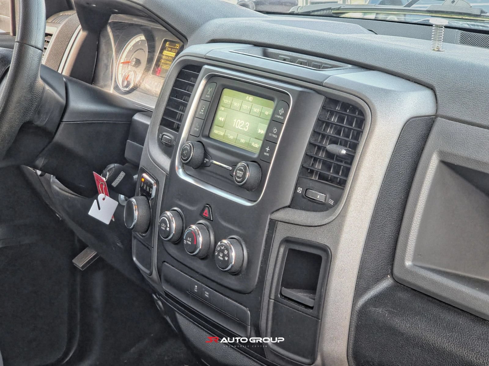 Used 2016 RAM 1500 Express RWD image 19