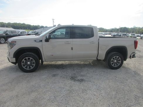 New 2026 GMC Sierra 1500 AT4 w/ AT4 Premium Package AWD/4WD image 9