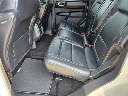 New 2025 Ford Bronco Outer Banks image 16