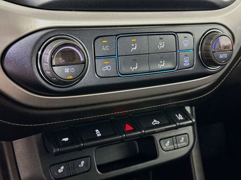 Used 2018 GMC Canyon SLE w/ SLE Convenience Package AWD/4WD image 22