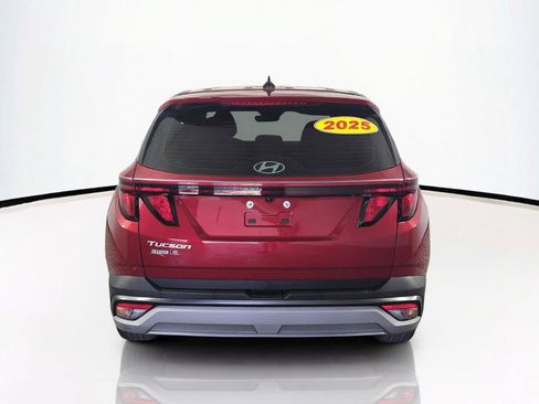 Used 2025 Hyundai Tucson SE FWD image 6