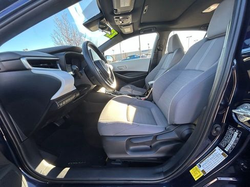 Used 2023 Toyota Corolla SE w/ SE Premium Package image 12