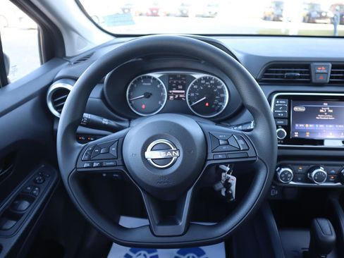 Used 2025 Nissan Versa S w/ Trunk Package image 19
