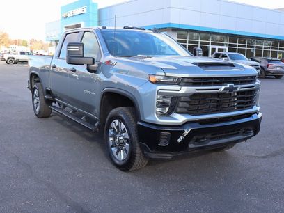 Used 2024 Chevrolet Silverado 2500 Custom w/ Custom Value Package