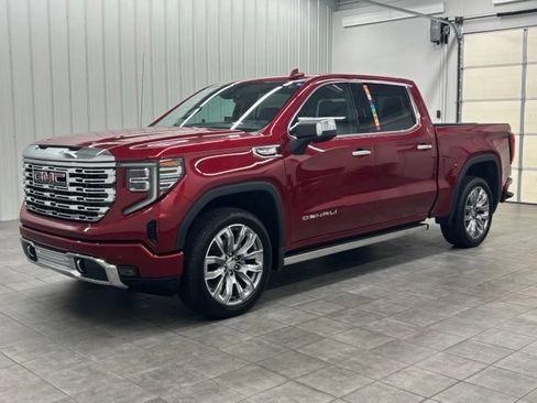 Used 2024 GMC Sierra 1500 Denali w/ Denali Reserve Package AWD/4WD image 5
