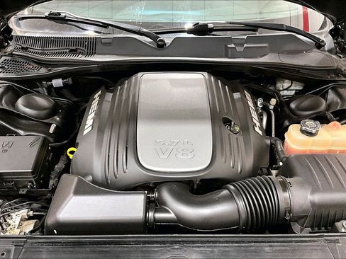 Used 2015 Dodge Challenger R/T w/ Quick Order Package 22B R/T RWD image 10