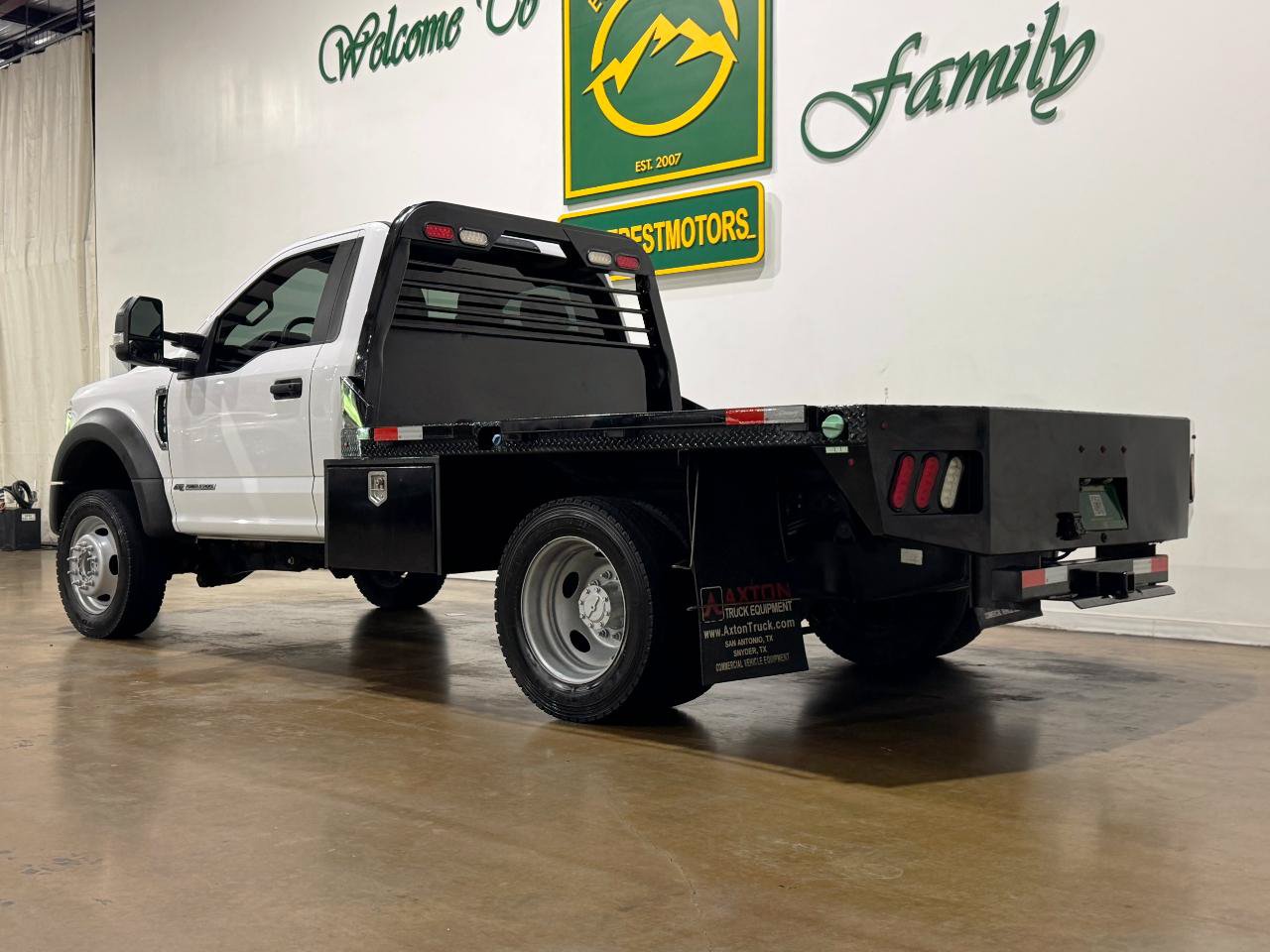 Used 2019 Ford F550 4x4 Regular Cab Super Duty image 6