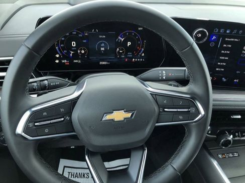 Used 2025 Chevrolet Tahoe LT AWD/4WD image 25