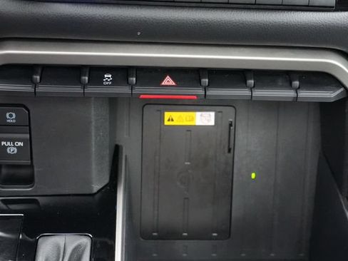 Used 2024 Toyota Tundra Limited w/ Power Package RWD image 36