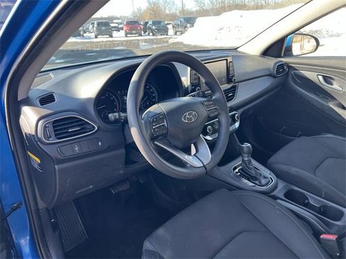 Used 2018 Hyundai Elantra GT image 10