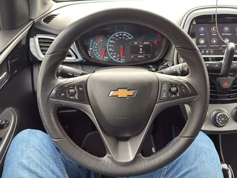 Used 2022 Chevrolet Spark LT image 10