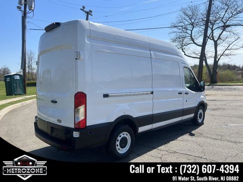 Used 2019 Ford Transit 250 148 High Roof image 6