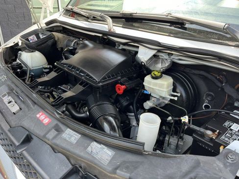 Used 2011 Mercedes-Benz Sprinter 2500 image 17