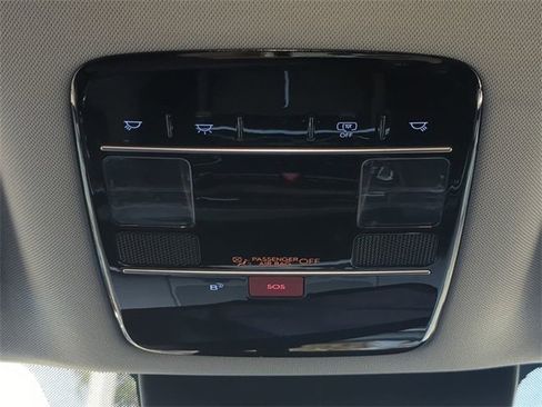 Used 2025 Hyundai Santa Fe SEL image 24